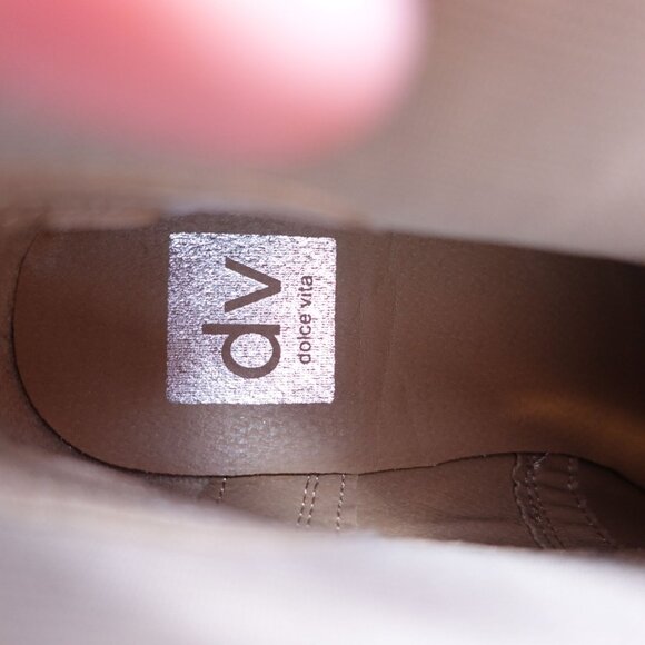 LN Dolce Vita Rielle Ankle Chelsea Boot Size 7 Brown Suede Faux Leather Lug Sole - Picture 9 of 9